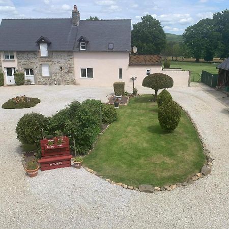 Maison La Touchardiere Villa Barenton Exterior foto